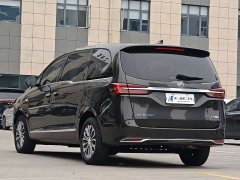Buick GL8 Land Executive Cabin 652T Premium - ფოტო 5