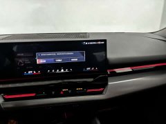 BMW 5 Series 525Li M Sport Package - ფოტო 16