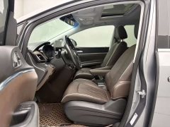 Buick GL8 Land Executive Cabin 652T Luxury - ფოტო 4