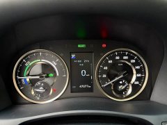 Toyota Vellfire Dual Engine 2.5L HV Luxury - ფოტო 12