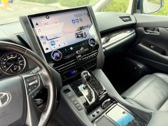 Toyota Vellfire Dual Engine 2.5L HV Luxury - ფოტო 13