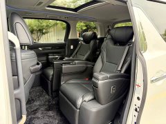 Toyota Vellfire Dual Engine 2.5L HV Luxury - ფოტო 16