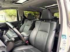 Toyota Vellfire Dual Engine 2.5L HV Luxury - ფოტო 9