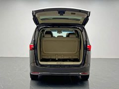 Buick GL8 Land Executive Cabin 652T Luxury - ფოტო 11