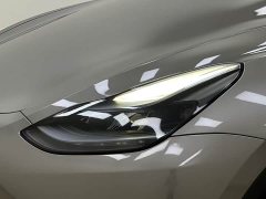 Tesla Model Y Long Range All-Wheel Drive - ფოტო 10