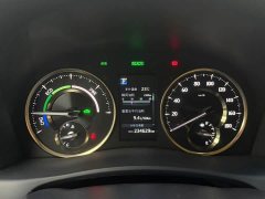 Toyota Alphard Hybrid 2.5L Luxury - ფოტო 10