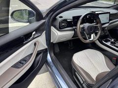 BYD Qin PLUS Glory Edition DM-i 55KM Leading - ფოტო 4