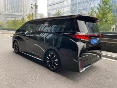 Toyota Vellfire Crown Hybrid 2.5L Executive Premier Edition - ფოტო 4
