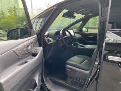 Toyota Vellfire Crown Hybrid 2.5L Executive Premier Edition - ფოტო 7