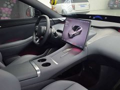 Xiaomi YU7 Rear-Wheel Drive Long-Range Edition - ფოტო 13