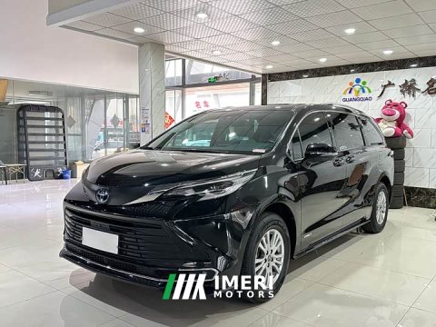 2022 Toyota Sienna 2.5L Hybrid Comfort Edition - автомобиль из Китая