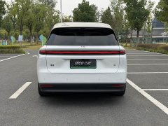 Li Auto i8 Standard Edition - ფოტო 6