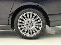 Mercedes-Benz E-Class Facelift E 300 L Luxury - ფოტო 18
