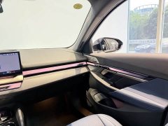 BMW 5 Series 530Li Luxury M Sport Package - ფოტო 14