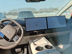 Li Auto Li Xiang MEGA Ultra - ფოტო 3