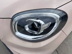 Leapmotor Leapo T03 Radiant Gold Edition - фото 10