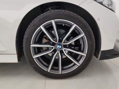 BMW 3 Series 325Li M Sport Package - ფოტო 6