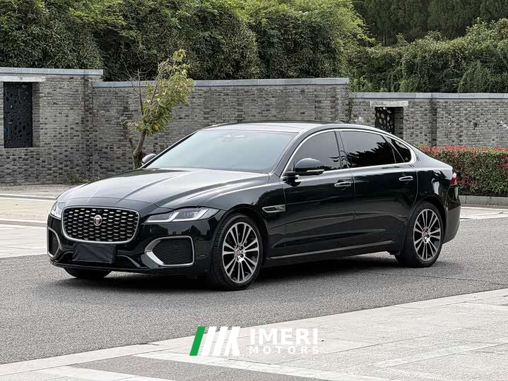 Jaguar XFL 2.0T P250 Two-Wheel Drive Premium Luxury Edition - car from China