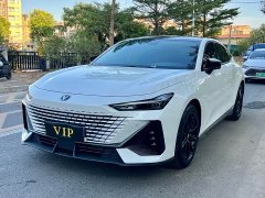Changan UNI-V 1.5T Premium - ფოტო 1