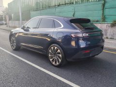 AITO M5 Extended Range RWD Standard - ფოტო 7