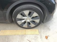 Tesla Model Y Long Range All-Wheel Drive - ფოტო 5