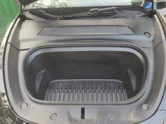 Tesla Model Y Long Range All-Wheel Drive - ფოტო 9