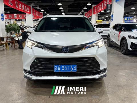 2022 Toyota Sienna 2.5L Hybrid Comfort Edition