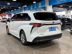 Toyota Sienna 2.5L Hybrid Comfort Edition - ფოტო 8