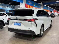 Toyota Sienna 2.5L Hybrid Comfort Edition - ფოტო 9