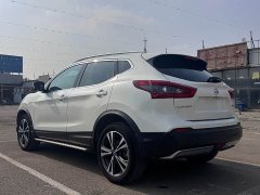 Nissan Qashqai 2.0L CVT XV Premium Luxury - фото 4