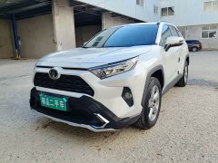 Toyota RAV4 2.0L CVT FWD Fashion Plus Edition - photo 1