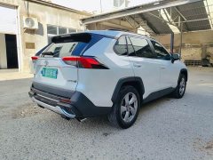 Toyota RAV4 2.0L CVT FWD Fashion Plus Edition - photo 4
