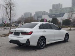 BMW 3 Series 320Li M Sport Package - фото 4