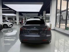 Tesla Model Y Standard Range RWD - ფოტო 14