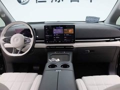 Voyah Lantu Dreamchaser PHEV AWD Excellence Qiankun Edition - ფოტო 14