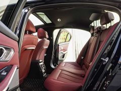 BMW 3 Series 325i M Sport Night Edition Package - ფოტო 19