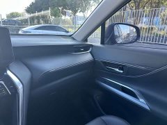 Toyota Wei Sa Dual-Engine 2.5L CVT FWD Luxury Edition - фото 9