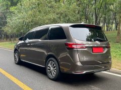 Buick GL8 Land Executive Cabin 652T Luxury - ფოტო 15