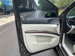 Buick GL8 Land Executive Cabin 652T Luxury - ფოტო 4