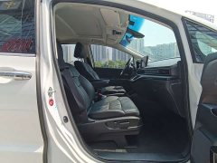 Honda Odyssey 2.0L e:HEV Sharp Radiance Edition - ფოტო 11
