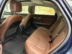 Jaguar XFL 2.0T P250 Two-Wheel Drive Premium Luxury Edition - photo 3