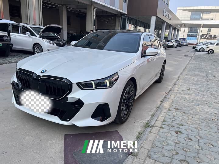 BMW 5 Series 2025 530Li Exclusive M Sports Package
