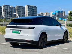 Li Auto i6 Two-Wheel Drive Standard - ფოტო 9