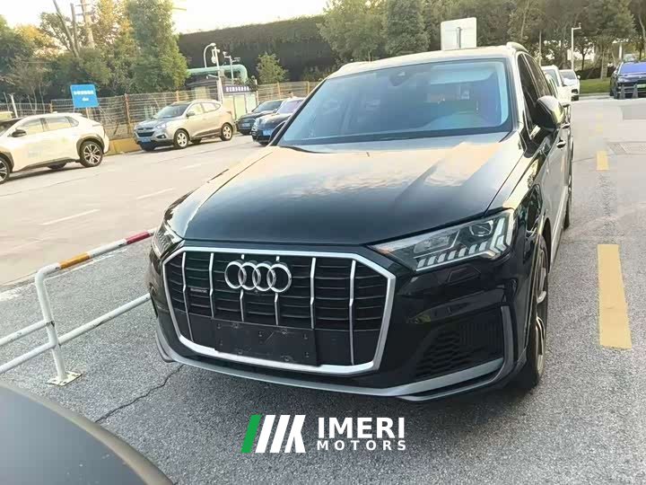 Audi Q7 55 TFSI quattro S line Sport - ავტომობილი ჩინეთიდან