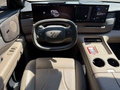 IM Motors Zhiji LS8 66 Ultra Tech Flagship 5-Seater - ფოტო 5