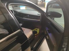 Volkswagen Passat 330TSI Luxury - ფოტო 8