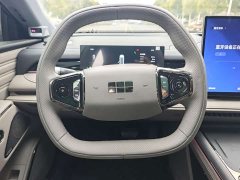 Geely Galaxy Xingyao 8 225km EM-i Far Voyage Family Ocean Edition - photo 6