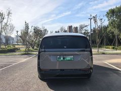 Li Auto Li Xiang MEGA Ultra - ფოტო 4