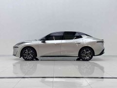 Lynk & Co 07 EM-P 126 Extended Range Halo - ფოტო 6