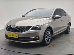 Skoda Octavia 1.5L Automatic Comfort - фото 1